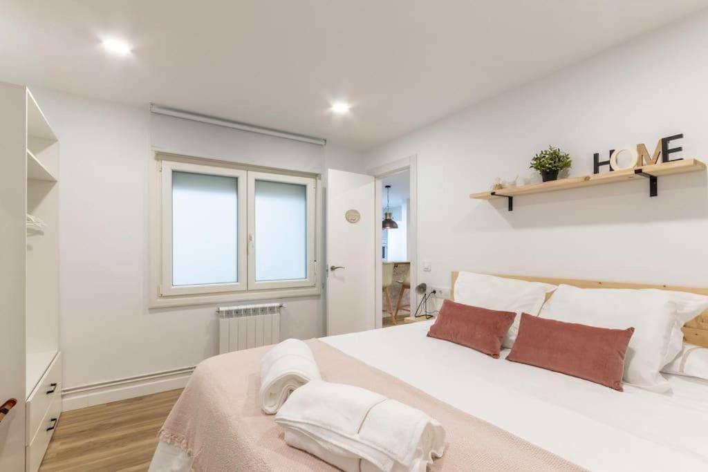 Apt In The Old Town With Cool Terrace!! Private Parking Bilbao Buitenkant foto