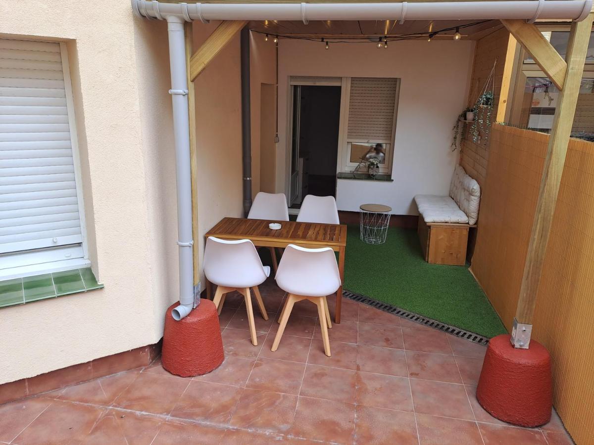 Apt In The Old Town With Cool Terrace!! Private Parking Bilbao Buitenkant foto